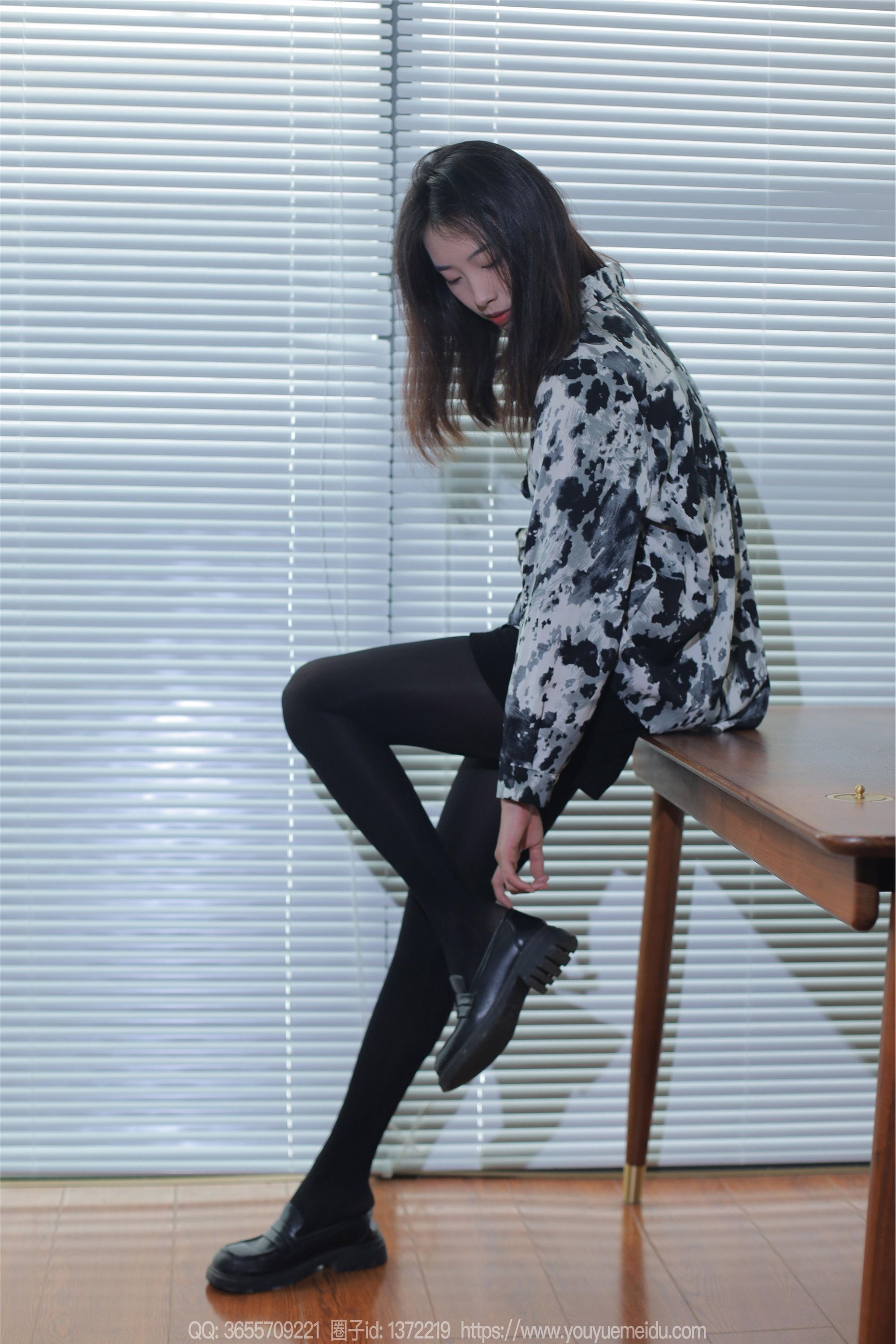 IESS异思趣向  2024.02.04 丝享家 1655 小九《黑色厚袜》